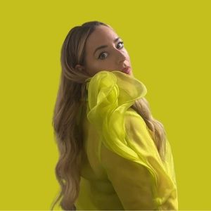 Meet your Posher, Stephanie